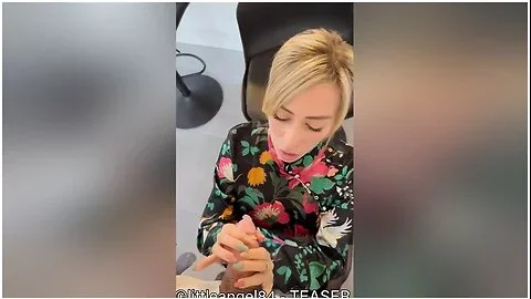 Littleangel84 - Me Faire Emboutir Ma Bagnole, Puis Mon Cul Lors Du Constat (une Grosse Bite En Plus)