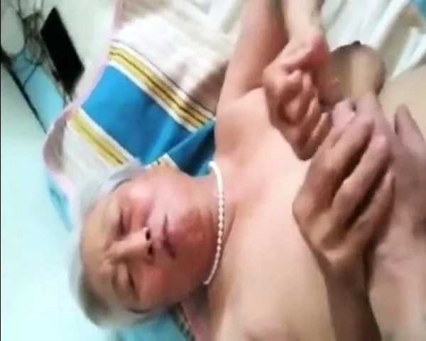 Asian Granny amateur