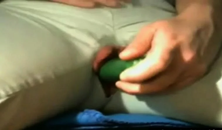 Monster Big Huge Pussylips