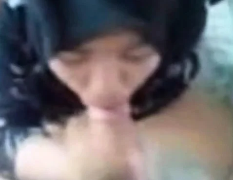 malay- tudung kesedapan kena jolok