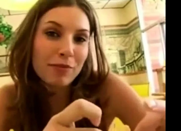 Flashing pussy in restaurant