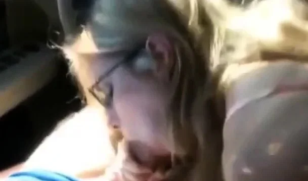 Blowjob in the car