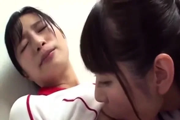 Sexy amateur lesbians fingering and licking pussy