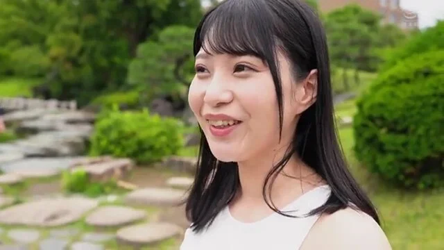Hカップ巨乳美女が手マンで濡れ濡れになってお返しのフェラとパイズリ