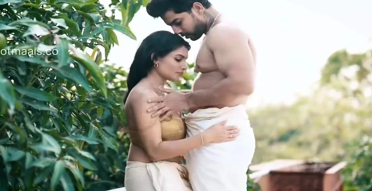 Onlyfans-resminair Dhoti Romance