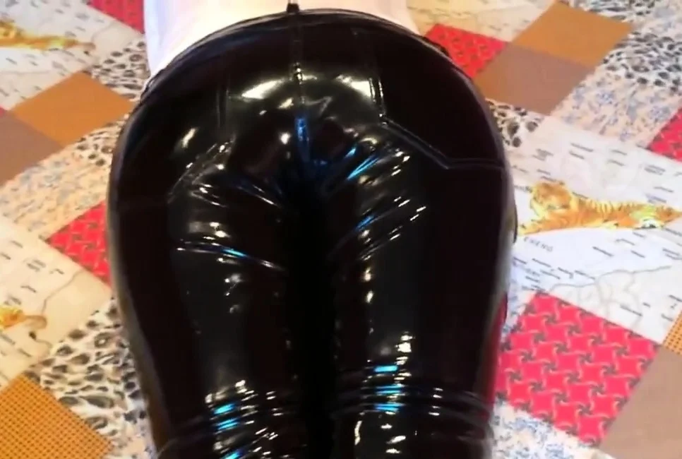 Squeezingmy  ass in shiny vinyl pants