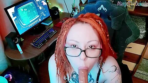 Fucked Sexy Gamer Girl While Playing Fallout