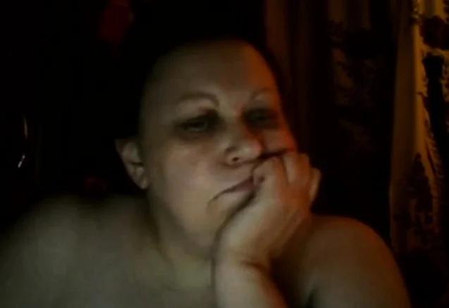 Hot Russian mature mom Maria play on skype