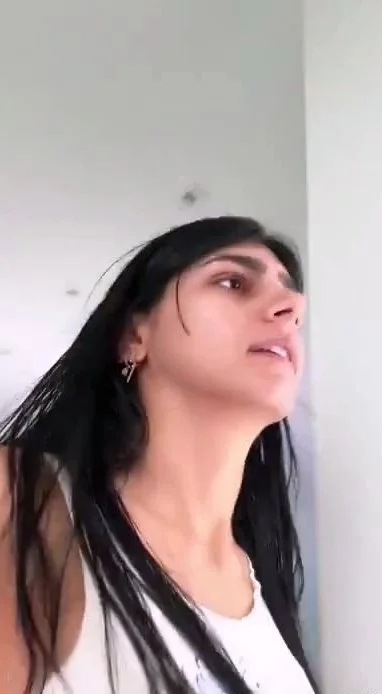 Mia Khalifa - Get Ready With Me