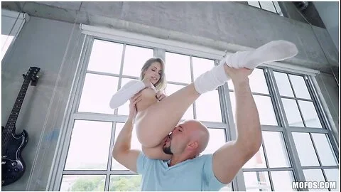 Kimmy Granger Gets Acrobatic 1 - Ki
