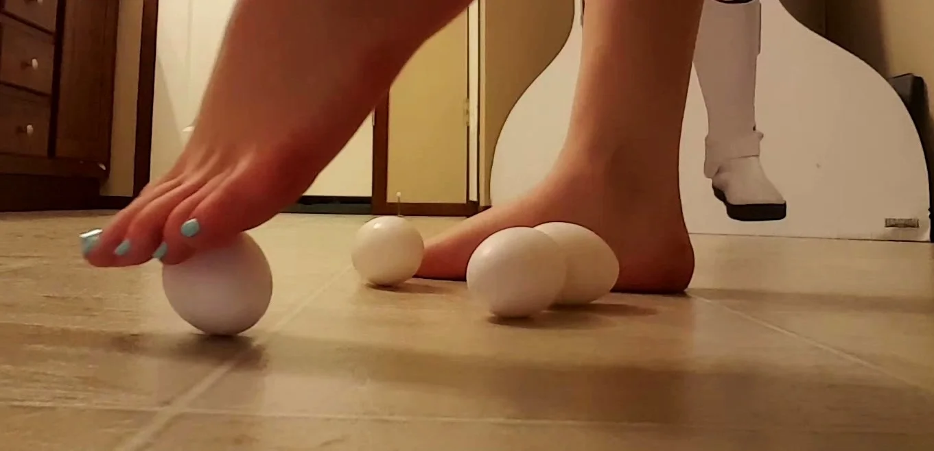 Foot Fetish porn vids from Amateur Trampling