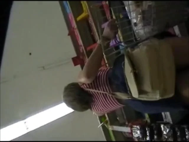 upskirt in supermarket