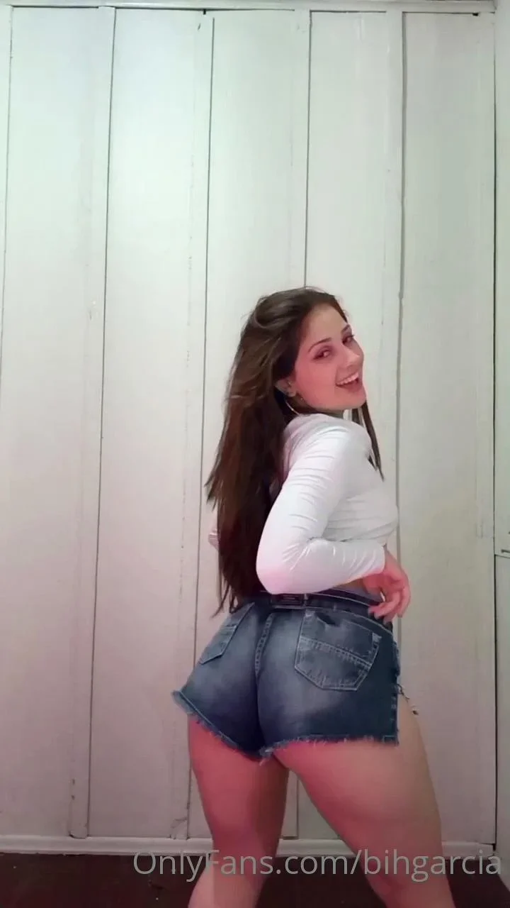 Small titted babe Monica Sweet in