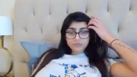 Mia Khalifa - Cam Live On CamLiveHub.eu