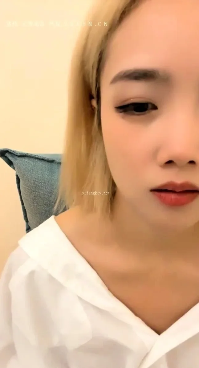 Cute Asian Chubby Teen Wild Dildo Masturbation
