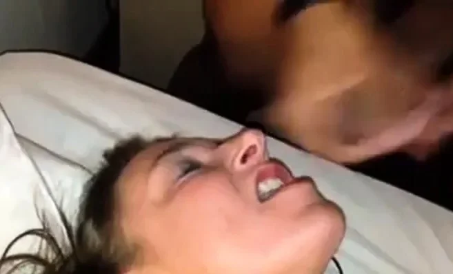 Hubby tells his girl to swallow cum