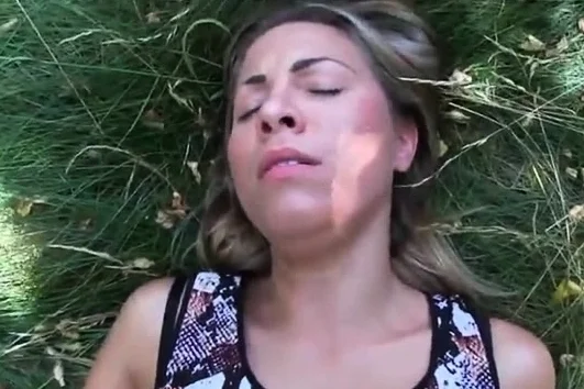 Czech blonde amateur banging outdoor pov