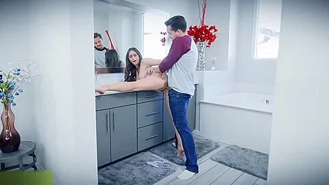 Penelope Kay, Mandy Muse - Swapping Roomates