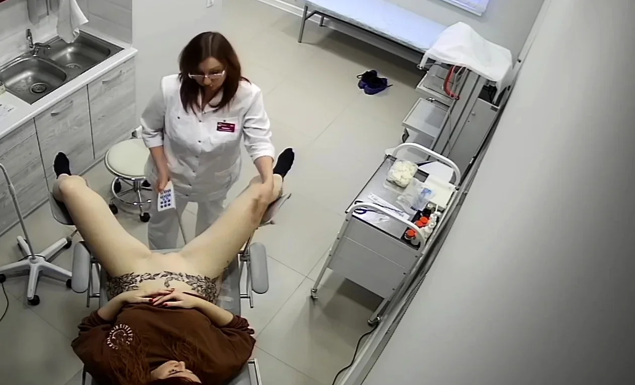 Amateur fucking while on hidden cam