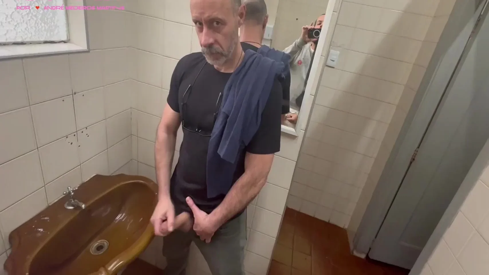 Gay Porn In Gostosos Se Exibem Em Lugares Publicos 12 Min