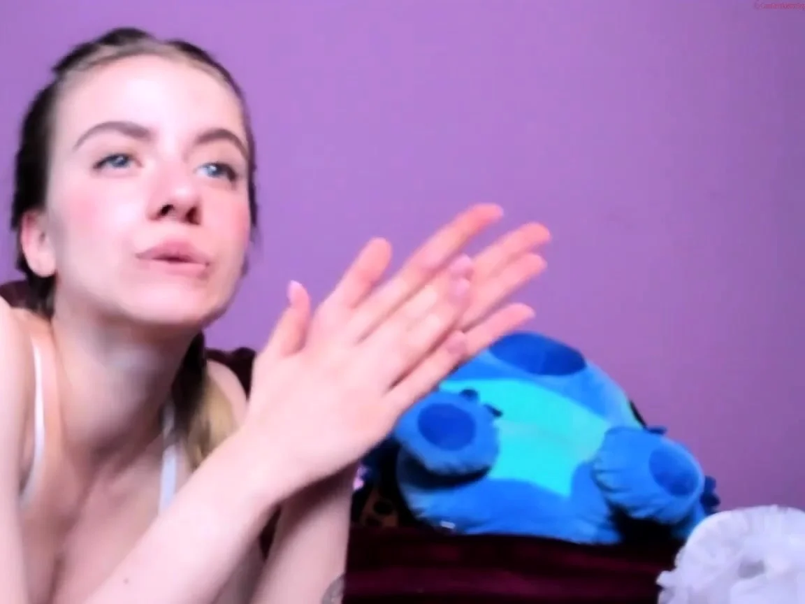 Very Hot Amateur French Teen couple tit fuck on Webcam