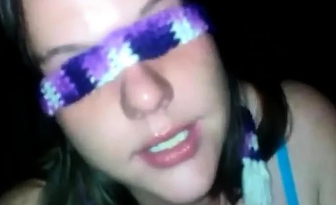 White girl knows how to worship black dick