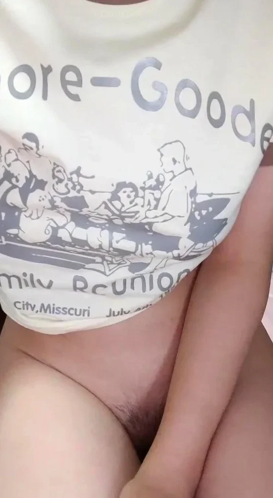 Webcam Teen masturbates and pretends you came in her mouth