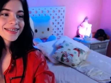 Hot amateur webcam teen masturbates for their fans
