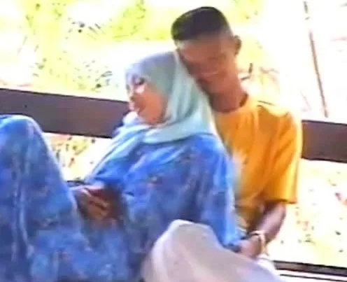 malay-tudung hijab baju kurung bj kat pondok