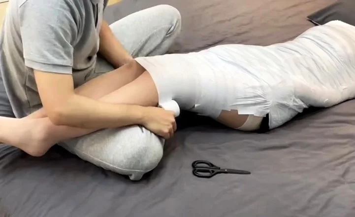 Tape Mummification