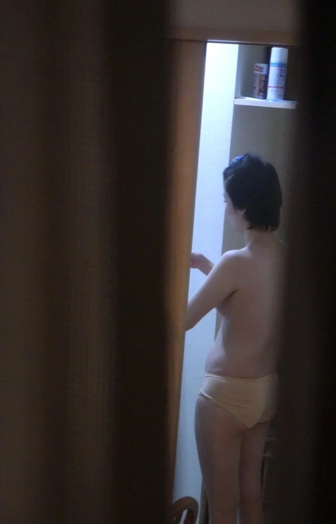 Brunette Solo Webcam Masturbation