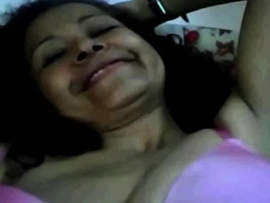 Slut Latin Mom Show pussy ass and tits
