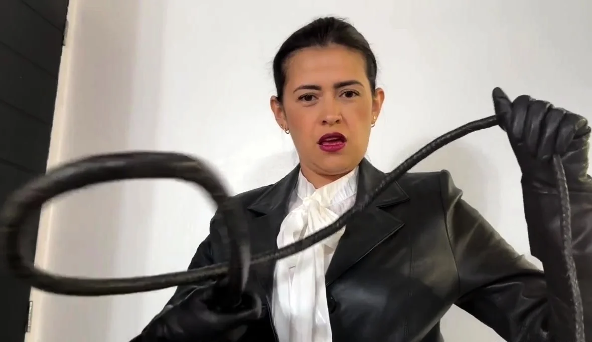 Goddess Kalinda aka goddesskalinda OnlyFans - Feel that I