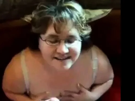 Amateur BBW (Fat Tits)