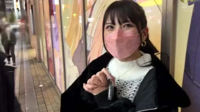 清楚な美脚美女が突然キスされてチンポ挿入されて「白目むきそう」と淫らなM字開脚