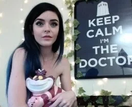 Amateur Webcam Teen Masturbates And Teases