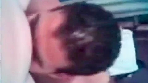 شرموطة تتناك من زبر كبير