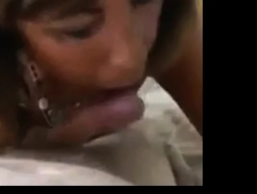 Mature Girl Gived BJ