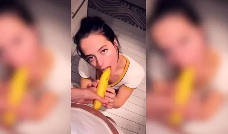 AbbieMaley Banana Sucking Sluts With Riley Reid