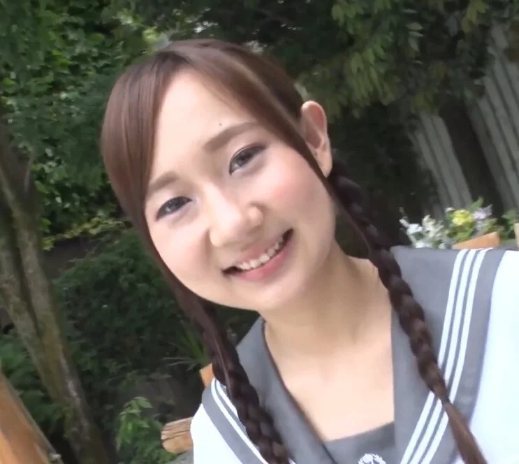 無修正 性春学園 おさげで笑顔美人の夏目りんか