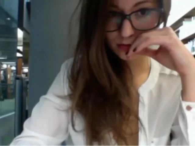 Library girl 806