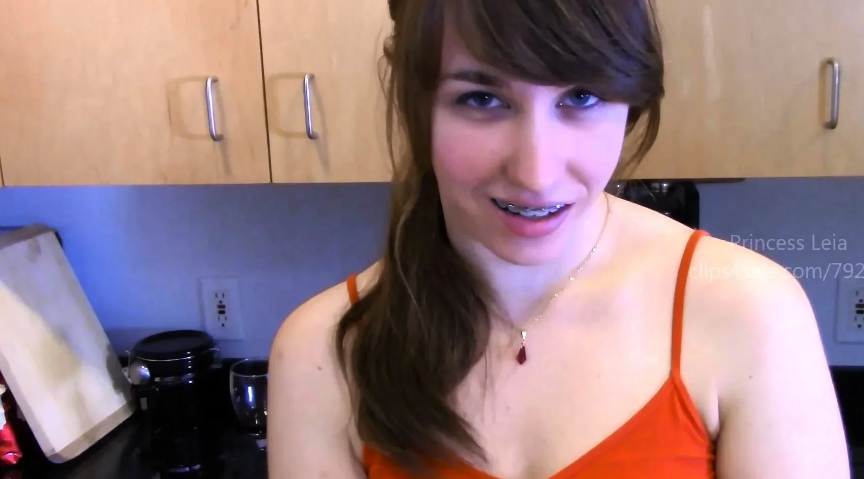 Pov teen amateur slut in hardcore cock suck and fuck action