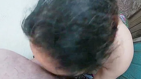 Sucking dick outside in broad daylight