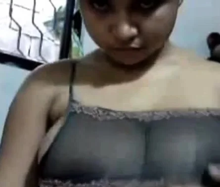 Indian Amateur Exposes Her Large Breasts on Webcam