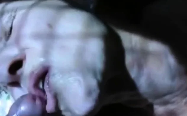 Granny Passion mouth open