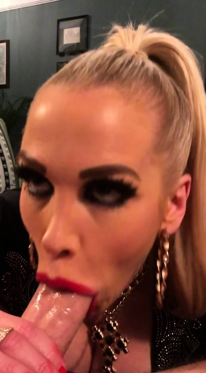 Great ass blonde blowjob and fucking POV