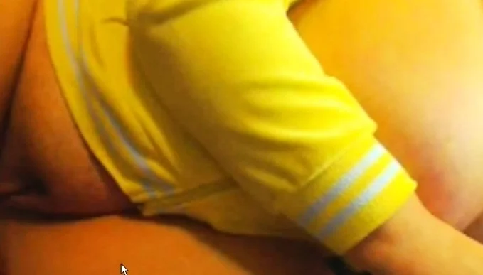 BBW British Vixen Shows Her Huge Tits on Webcam