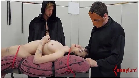 Kinky Babe Deepthroating Cock And Drinking Pee - Kinky Babes