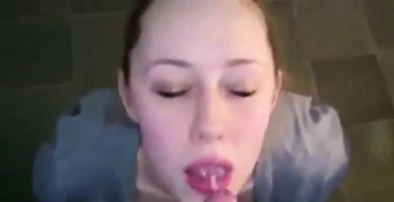 Deepthroat wet blowjob - Cumshot in the mouth