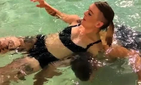 Lady Valeska - Dunked in the Pool